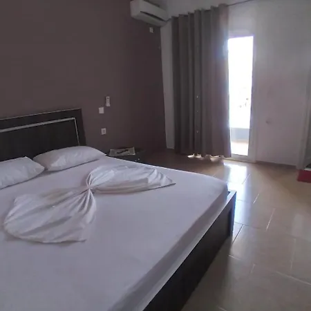 Joy & Grace Apartments Ksamil Hotel *