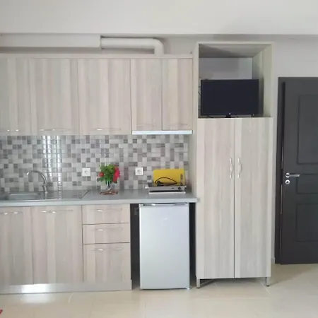 Joy & Grace Apartments Ksamil *