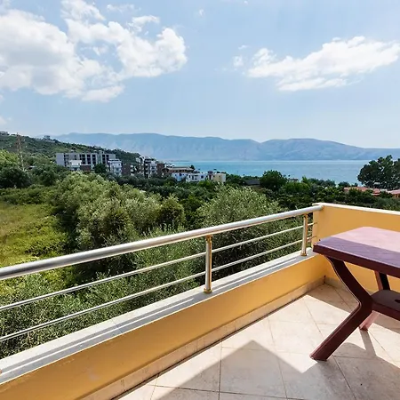 Dini Guest house